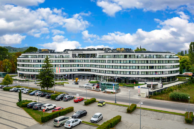Grand Hotel Esztergom